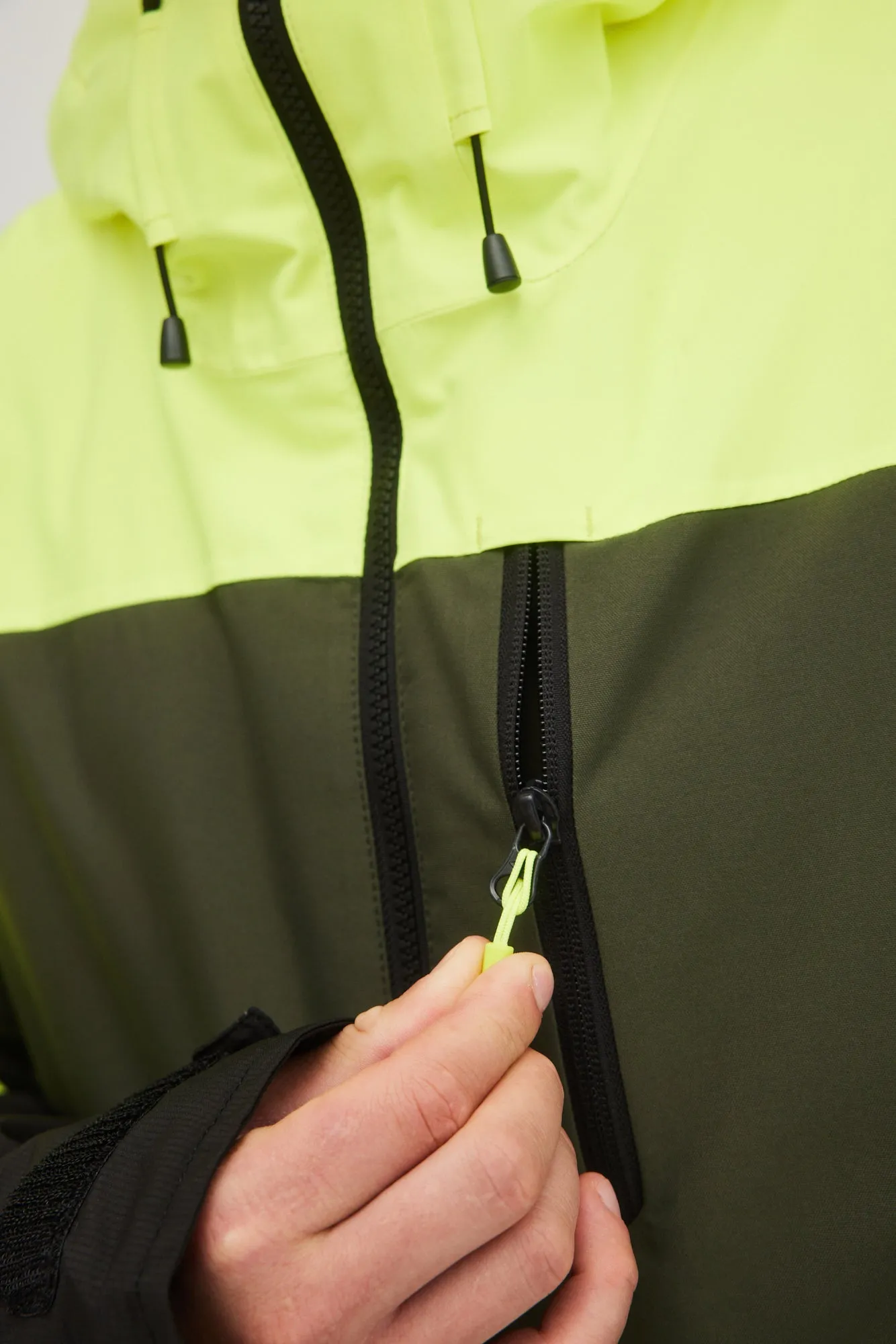 CARBON JACKET
