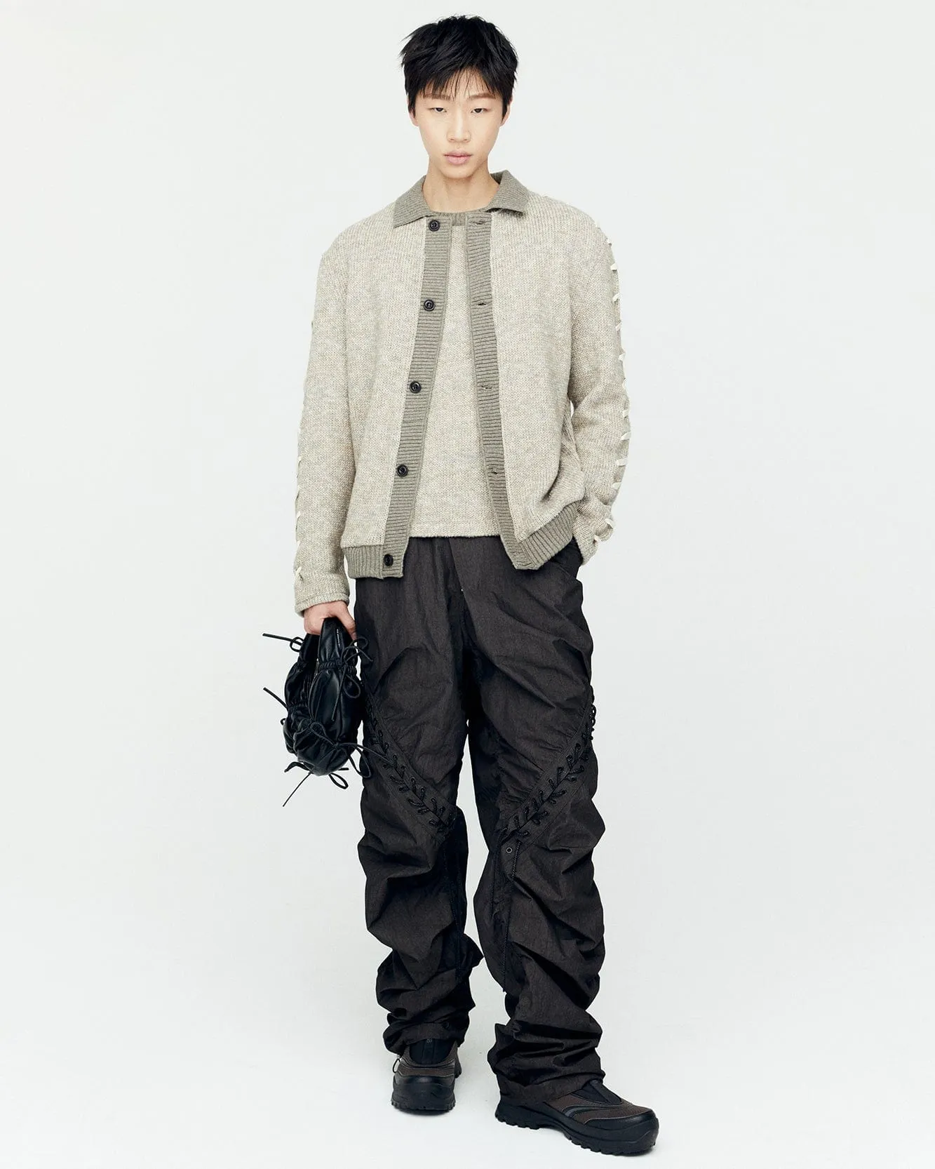DUA LACE-UP PANTS apa737m(CHARCOAL)