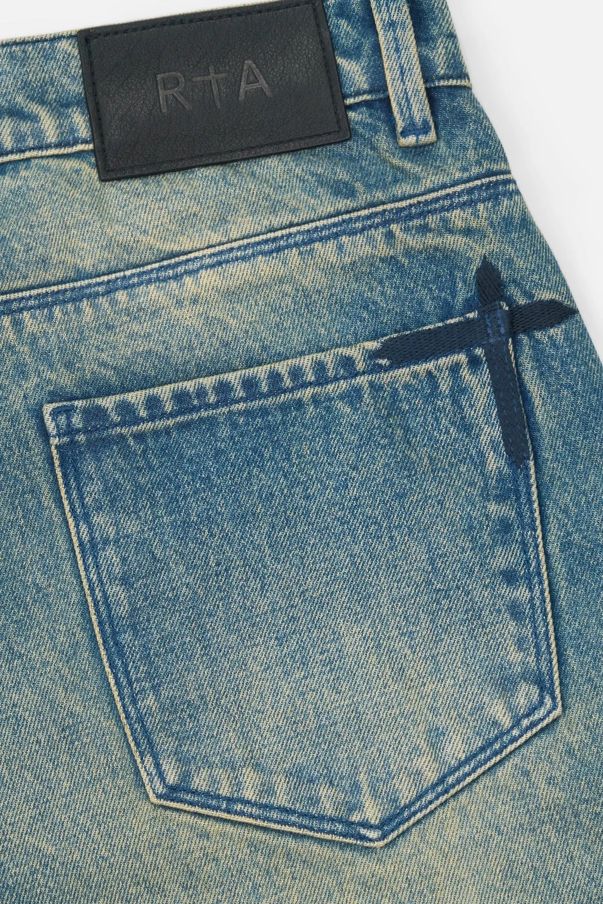 JONAS | BLUE MINERAL