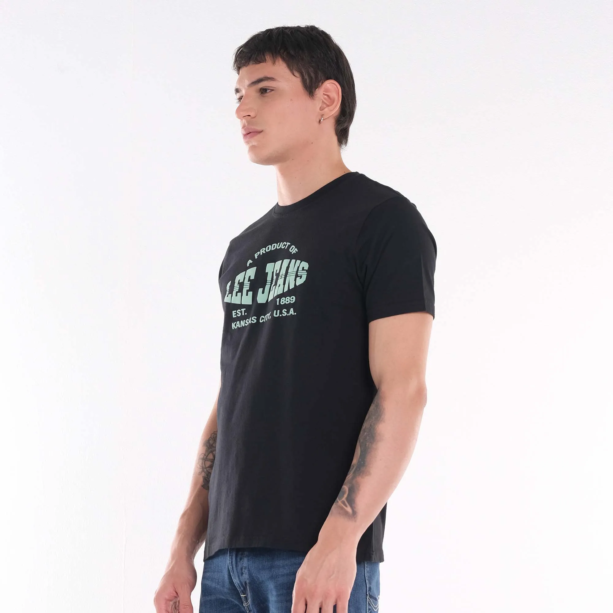 MENS' ROUNDNECK PRINTED GRAPHIC TEE